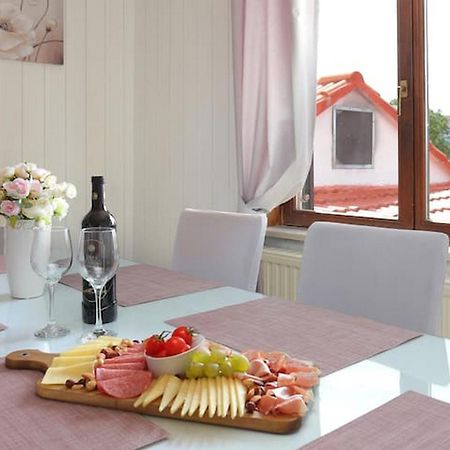 Holiday Home Mons Aureus Gornje Sitno Exterior foto