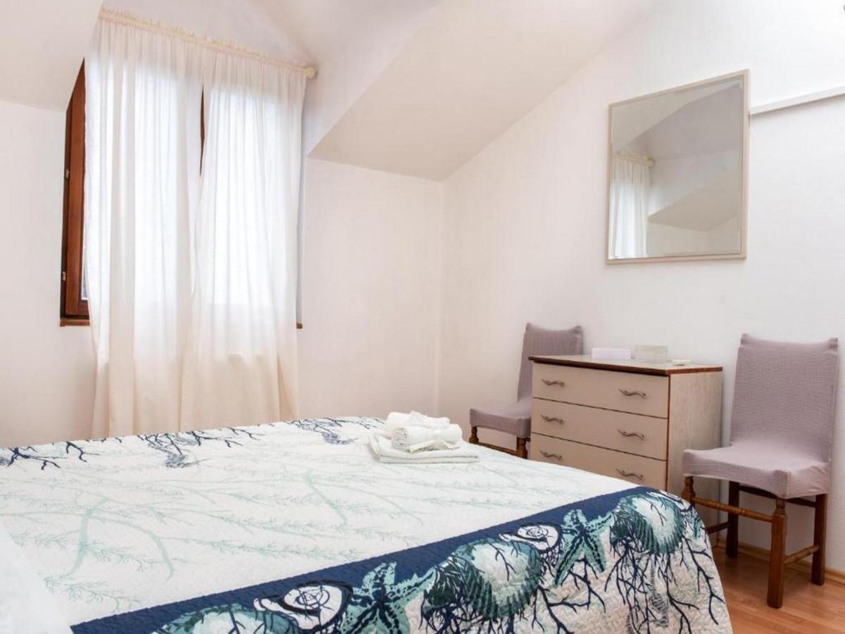 Holiday Home Mons Aureus Gornje Sitno Exterior foto