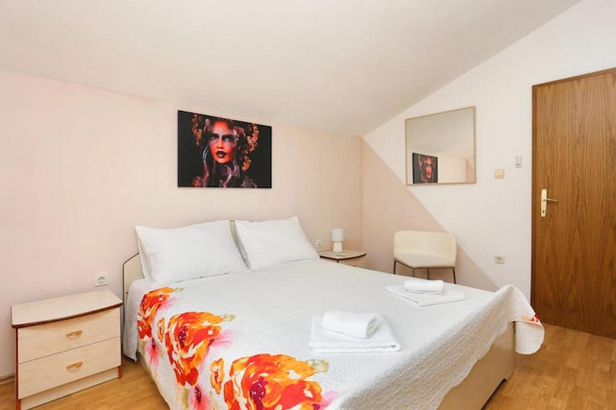 Holiday Home Mons Aureus Gornje Sitno Exterior foto