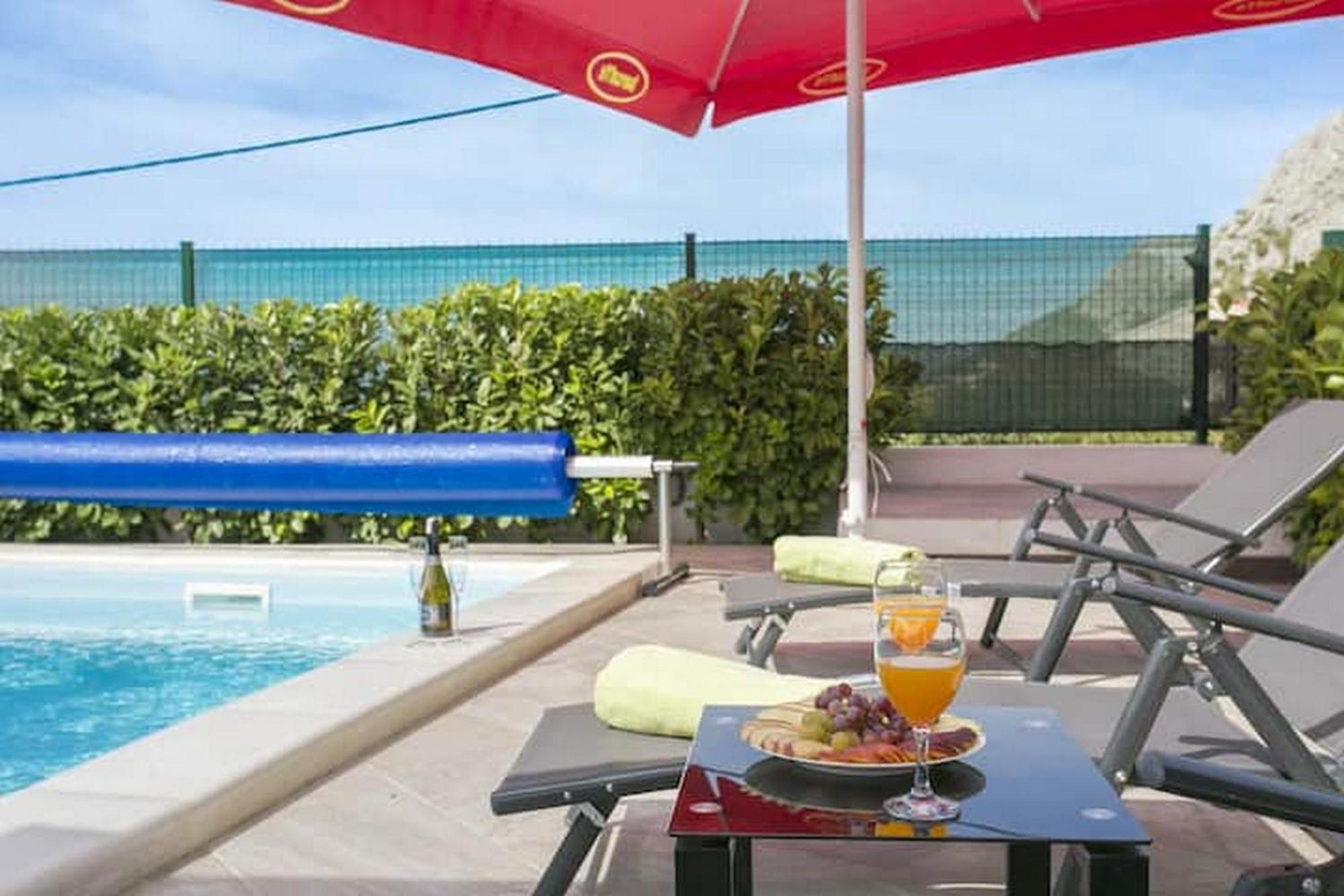 Holiday Home Mons Aureus Gornje Sitno Exterior foto